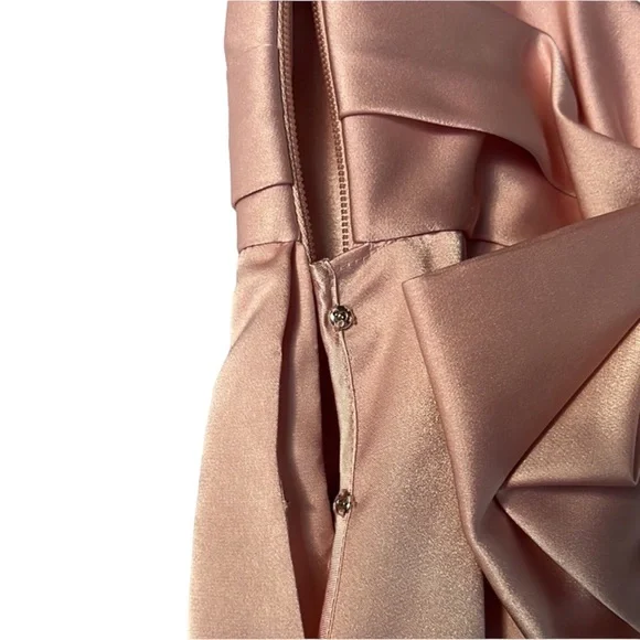 🆕 BCBG Strapless Bow in the Back Cocktail Dress💗 - Picture 8 of 12